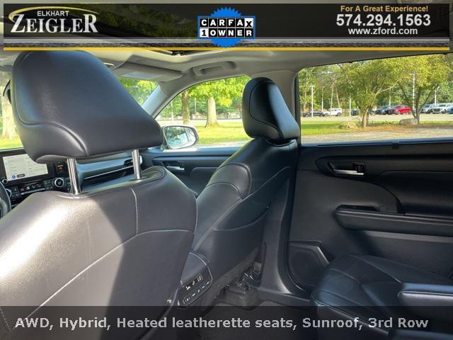 used 2023 Toyota Highlander Hybrid car, priced at $32,000
