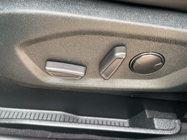 used 2022 Ford Edge car, priced at $27,000