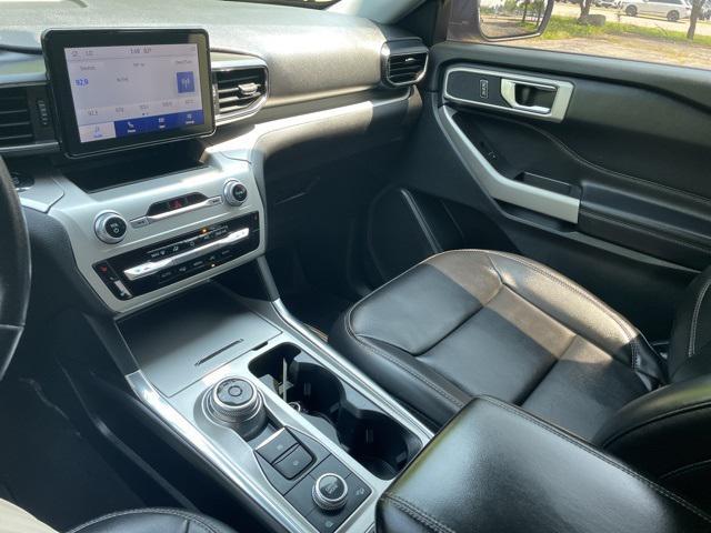 used 2022 Ford Explorer car, priced at $28,000