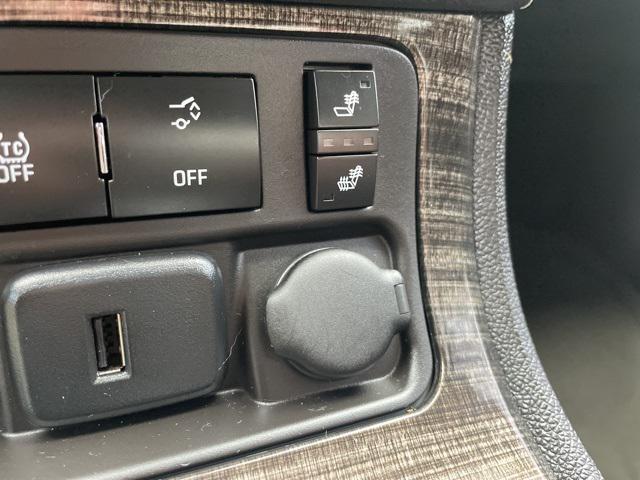 used 2017 GMC Acadia Limited car, priced at $14,000