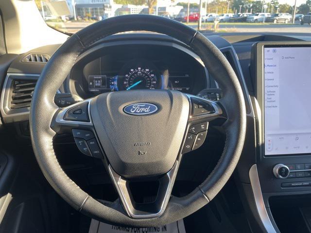 used 2024 Ford Edge car, priced at $25,165