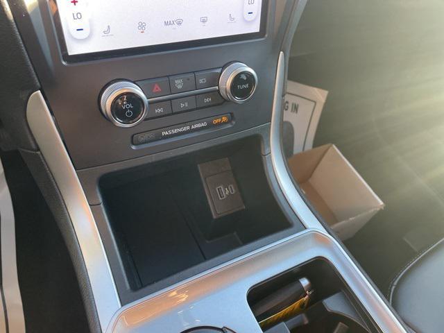 used 2024 Ford Edge car, priced at $25,165