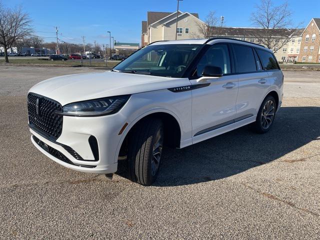 new 2025 Lincoln Aviator car, priced at $65,332