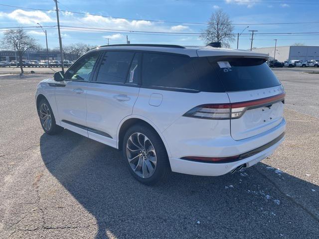 new 2025 Lincoln Aviator car, priced at $65,332