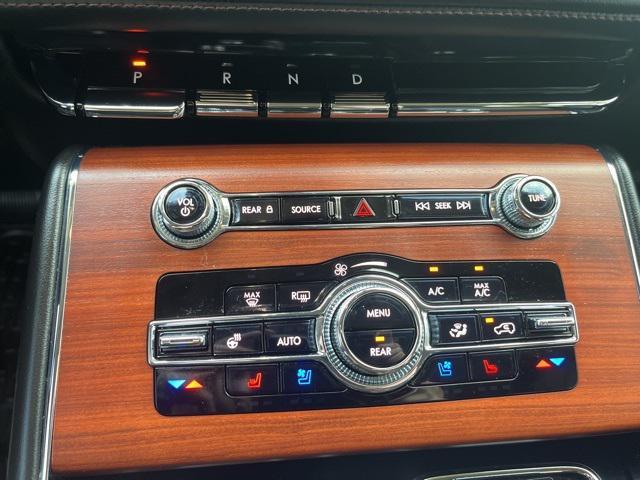 used 2022 Lincoln Aviator car, priced at $40,000