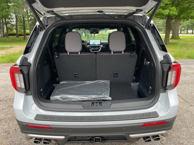 new 2025 Ford Explorer car, priced at $56,185