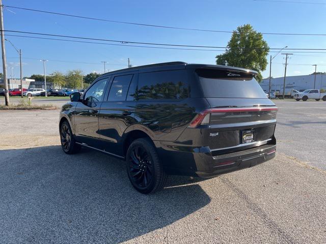 new 2025 Lincoln Navigator car, priced at $108,215