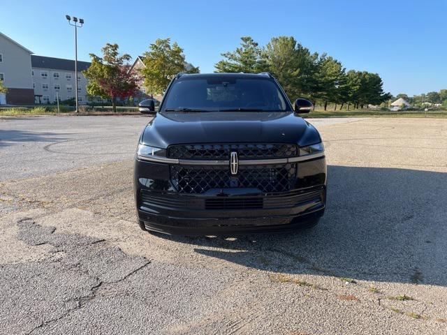 new 2025 Lincoln Navigator car, priced at $108,215