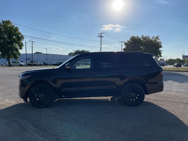 new 2025 Lincoln Navigator car, priced at $108,215