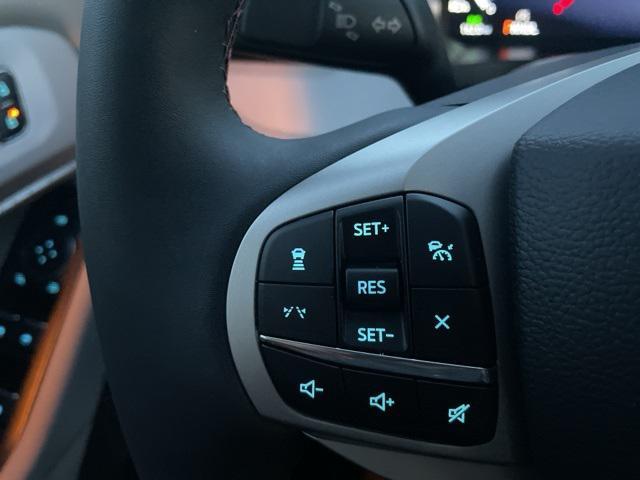 new 2025 Ford Explorer car