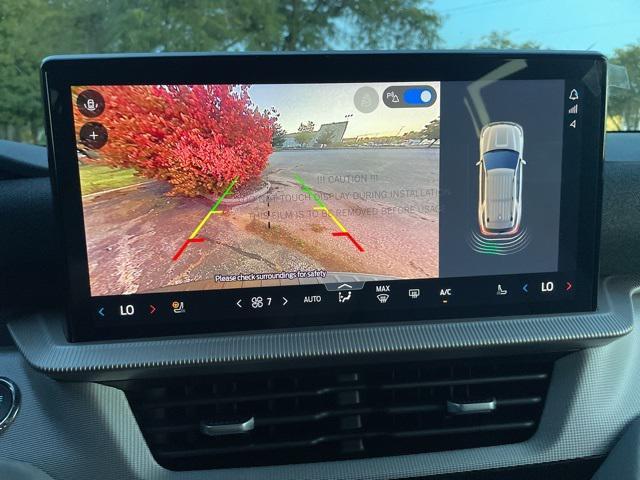 new 2025 Ford Explorer car