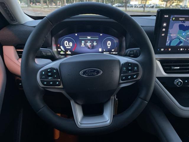 new 2025 Ford Explorer car