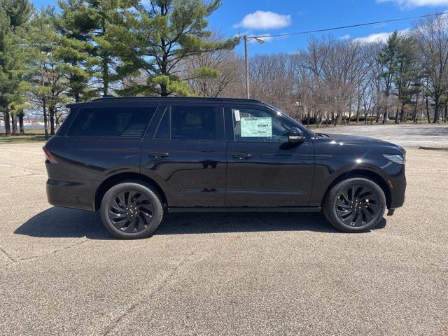 new 2025 Lincoln Navigator car, priced at $108,310
