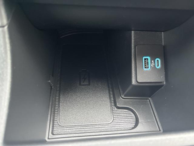 used 2022 Ford Edge car, priced at $27,000
