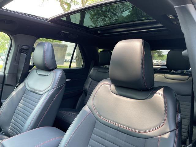 new 2025 Ford Explorer car, priced at $52,157