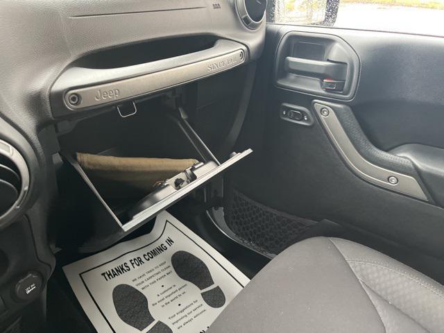 used 2013 Jeep Wrangler Unlimited car, priced at $15,000