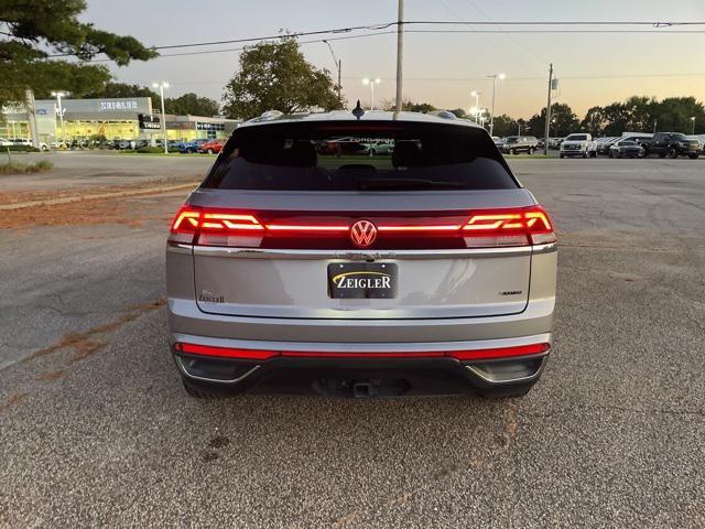 used 2025 Volkswagen Atlas Cross Sport car, priced at $40,000