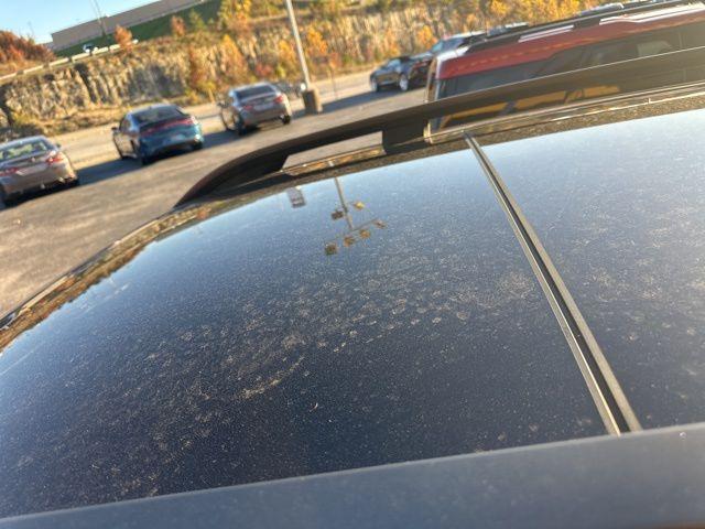 used 2022 Kia Sorento car, priced at $25,610