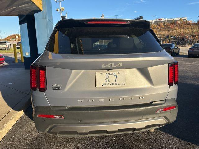 used 2022 Kia Sorento car, priced at $25,610