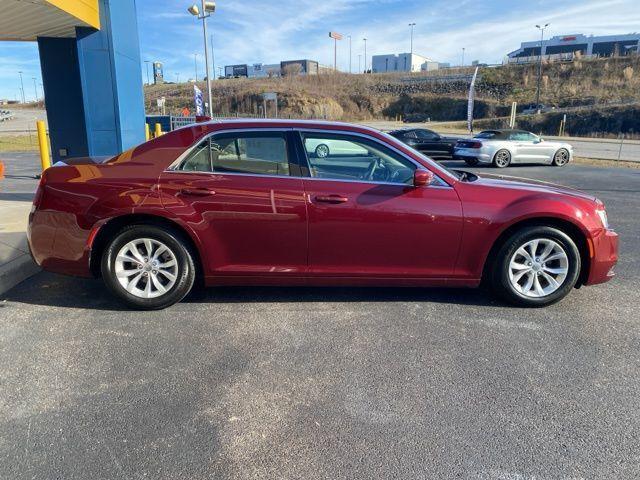 used 2022 Chrysler 300 car, priced at $20,590