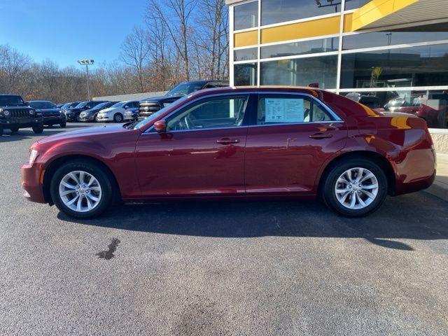 used 2022 Chrysler 300 car, priced at $20,590