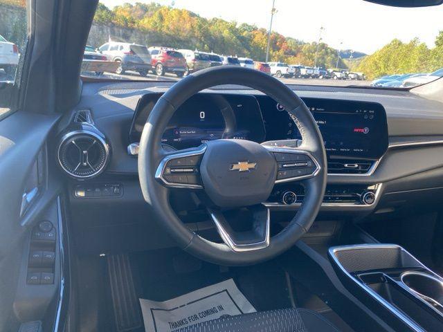 used 2025 Chevrolet Equinox car, priced at $29,853