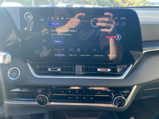 used 2025 Chevrolet Equinox car, priced at $29,853