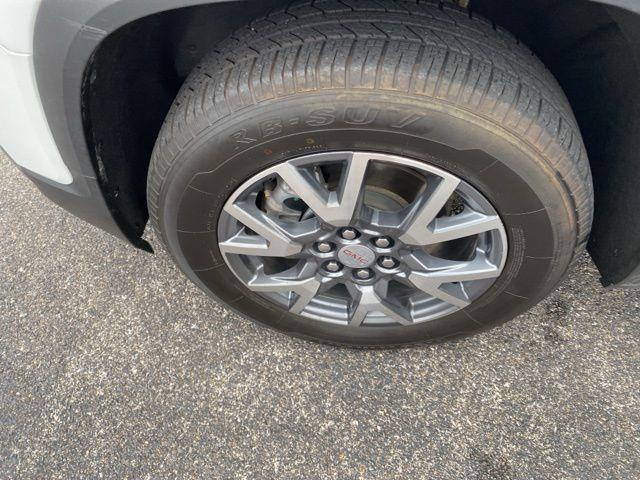 used 2023 GMC Acadia car, priced at $27,113