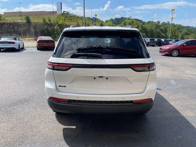 used 2024 Jeep Grand Cherokee car, priced at $31,179