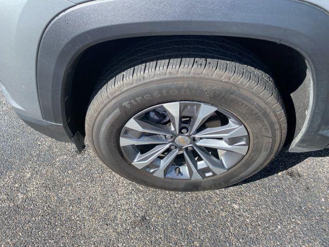 used 2025 Chevrolet Equinox car, priced at $24,469