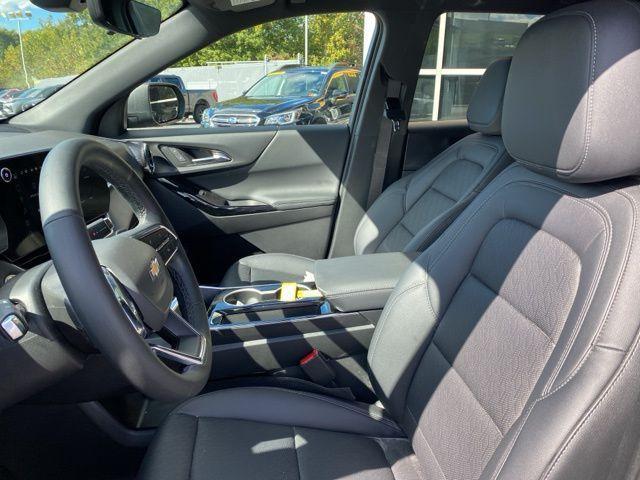 used 2025 Chevrolet Equinox car, priced at $24,469