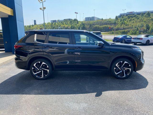 used 2024 Mitsubishi Outlander car, priced at $25,200