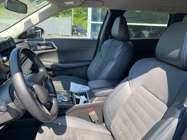used 2024 Mitsubishi Outlander car, priced at $25,200