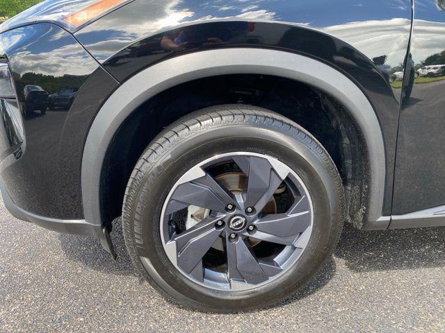 used 2024 Nissan Rogue car, priced at $25,095