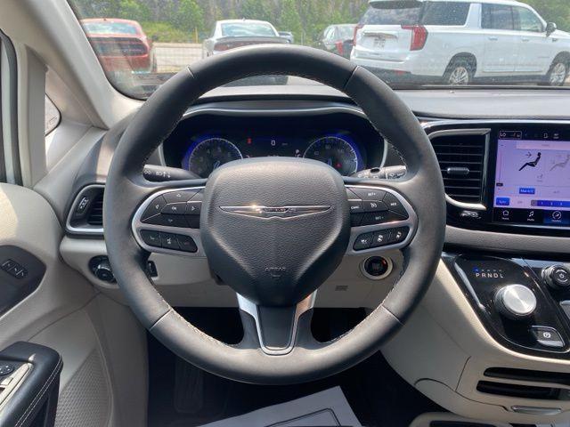 used 2022 Chrysler Pacifica car, priced at $22,777