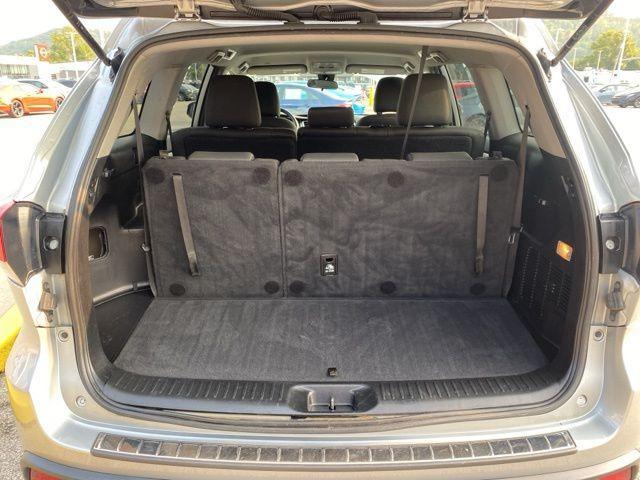 used 2019 Toyota Highlander car, priced at $19,859