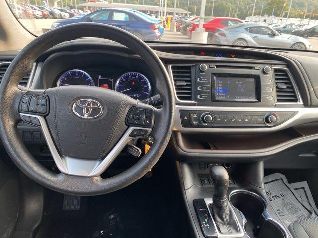 used 2019 Toyota Highlander car, priced at $19,859