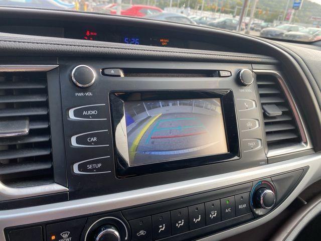 used 2019 Toyota Highlander car, priced at $19,859