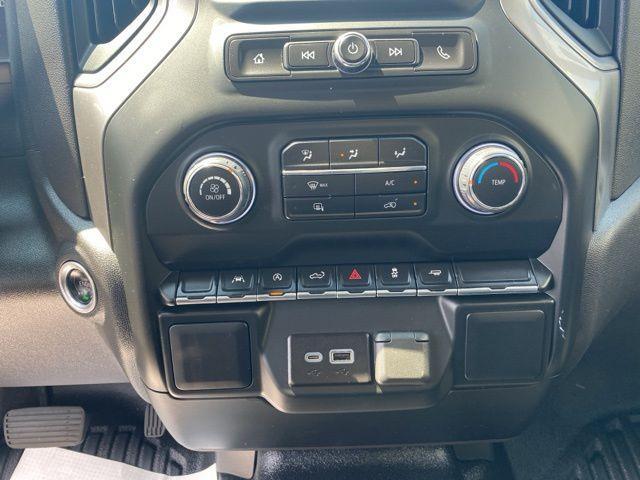 used 2024 Chevrolet Silverado 1500 car, priced at $30,421