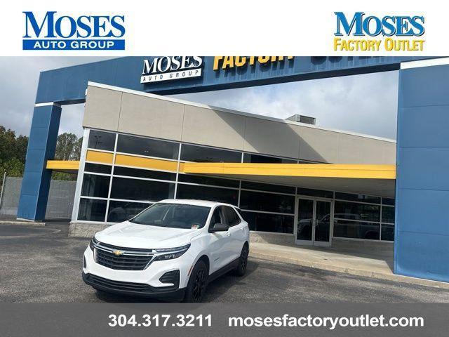 used 2022 Chevrolet Equinox car, priced at $17,306