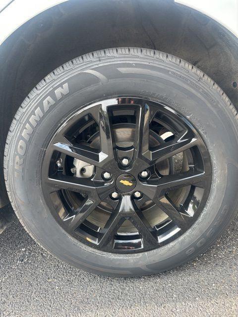 used 2022 Chevrolet Equinox car, priced at $17,306