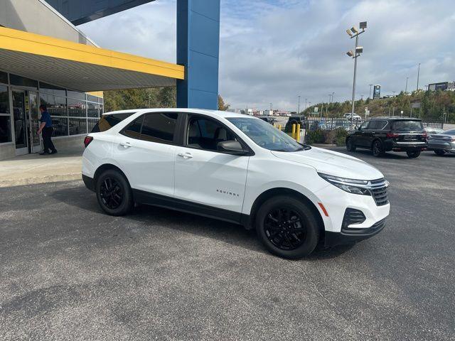 used 2022 Chevrolet Equinox car, priced at $17,306