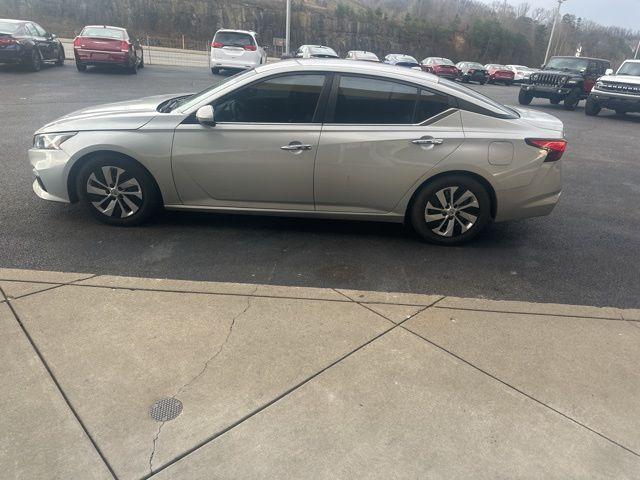 used 2020 Nissan Altima car, priced at $13,552