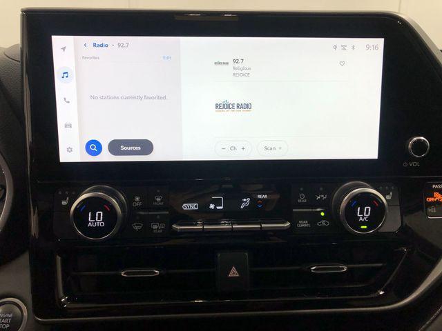 used 2024 Toyota Highlander car, priced at $40,896