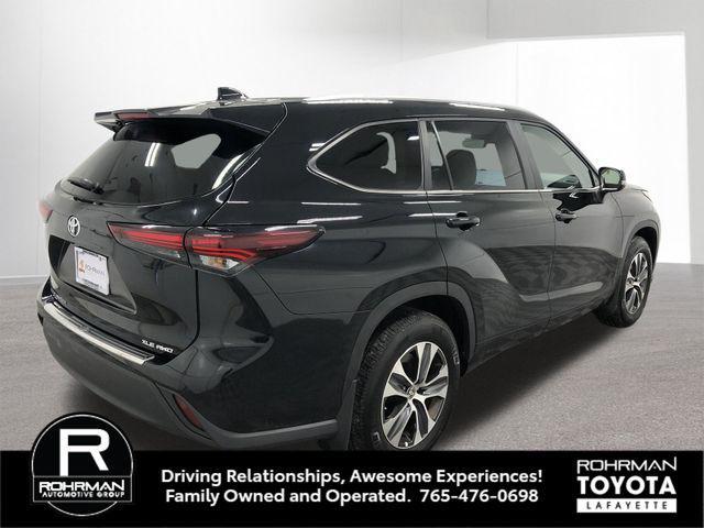 used 2024 Toyota Highlander car, priced at $40,896