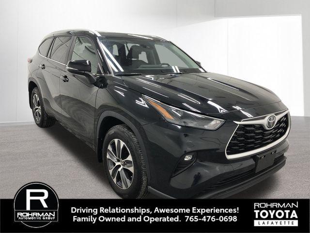 used 2024 Toyota Highlander car, priced at $40,896