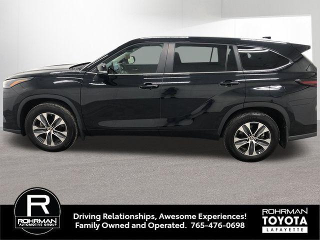 used 2024 Toyota Highlander car, priced at $40,896