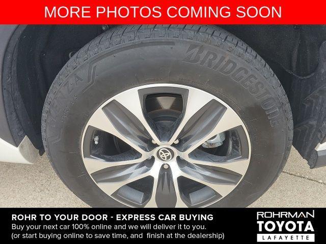 used 2023 Toyota Highlander car, priced at $40,579