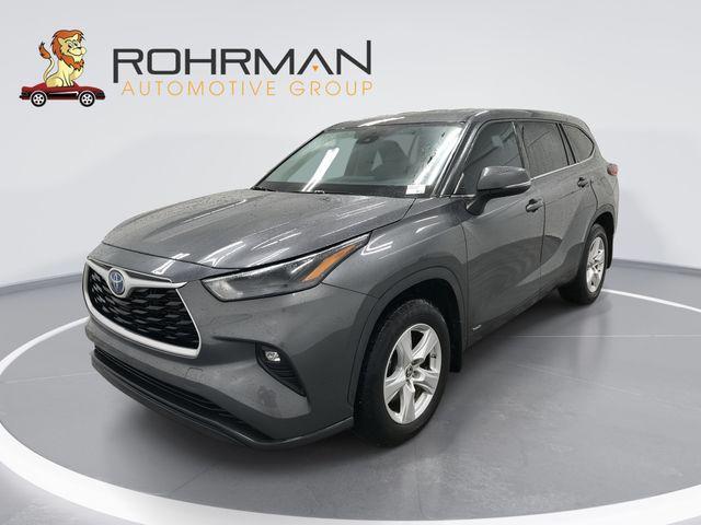 used 2022 Toyota Highlander Hybrid car, priced at $36,369