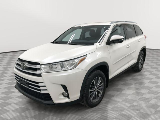 used 2019 Toyota Highlander car, priced at $25,996